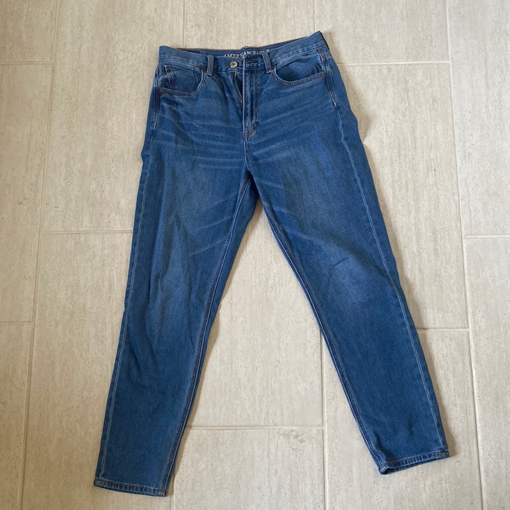 AE Outfitters mom jeans size 6